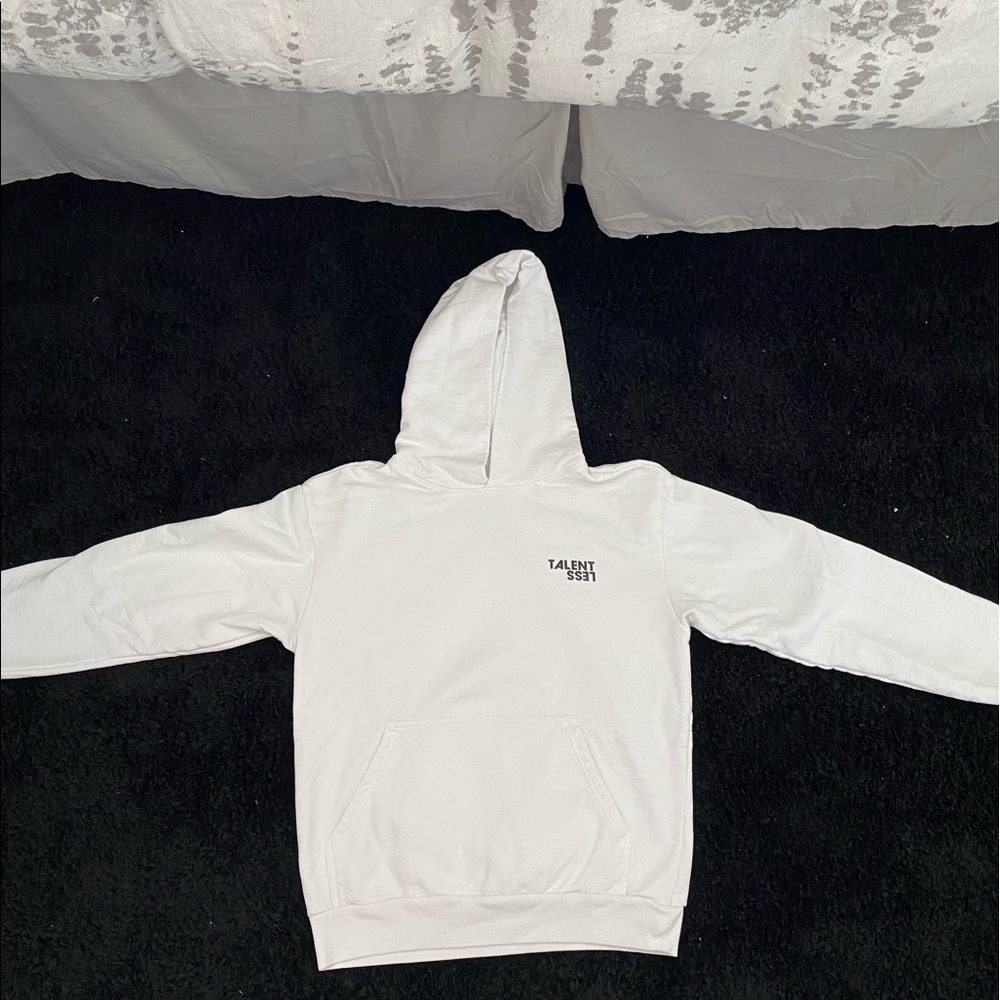 TALENTLESS HOODIE